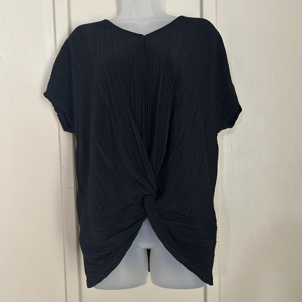Andrea Jovine Blouse Womens Medium Black Pleated Short Sleeve Twist Front Top